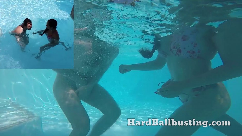 HARDBALLBUSTING - More Than 100 Ball Punches Underwater